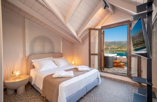 Kefalonia Hotel | Discover the Pink Panther Maisonette Suite with Spa Access