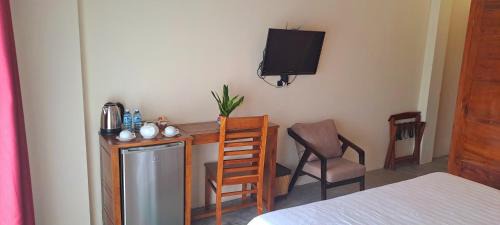 Cam Thanh Hotel | Delightful Pink Tulip Hoi An with Free Breakfast & 10/10 Rating
