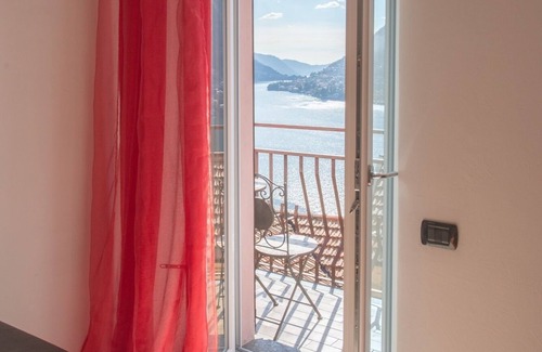 Nesso House | Bright Oasis with WiFi, Parking, and Pet-Friendly Perks