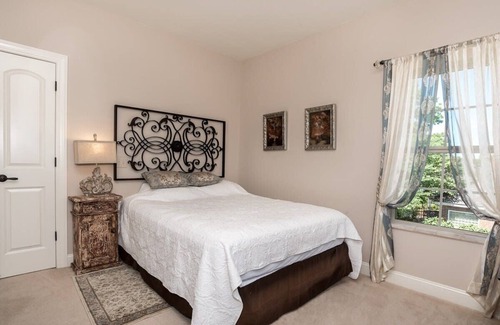 Benton County Apartment | Pinnacle Apartment: Prime Location with Family-Friendly Perks