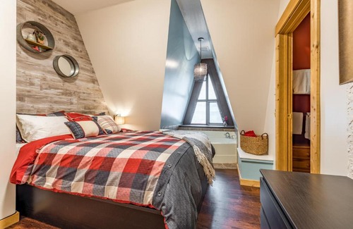 Silver Star Mountain Apartment | Discover Pinnacles Hawk's Nest: Family-Friendly Retreat