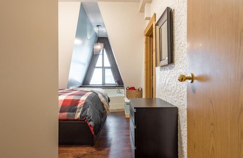 Silver Star Mountain Apartment | Discover Pinnacles Hawk's Nest: Family-Friendly Retreat