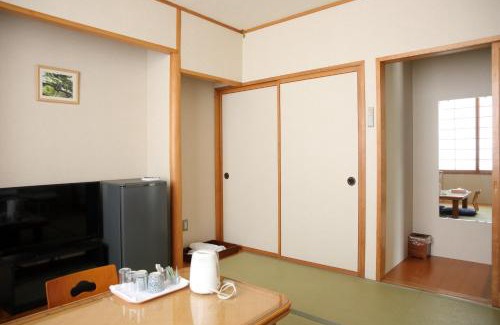 Nakatonbetsu Hotel | Pinneshiri Onsen Hotel Bogakuso - Budget-Friendly Retreat