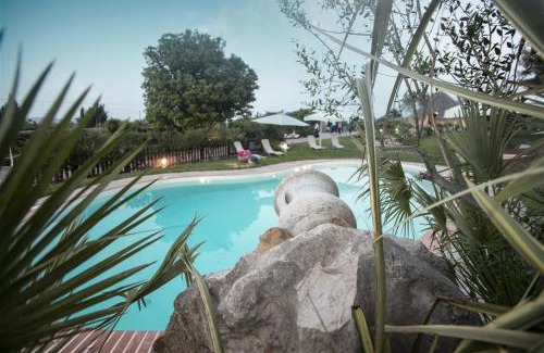 Codrongianos House | Family-Friendly Stay at Pinnetta Sarda with Pool Access