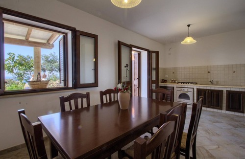 Marina San Gregorio House | Stunning Pino Seaview Hotel with Spa and Pet-Friendly Options
