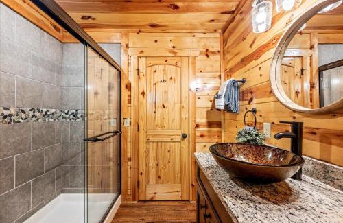 Gatlinburg - Pigeon Forge House | Pinot Splash