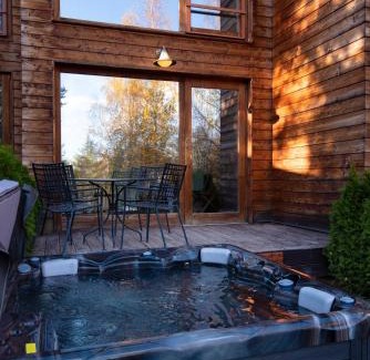 Sofia House | Discover PinusVillas Conference Lodge: Spa & Dining Oasis