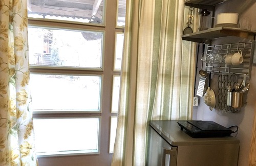 Jurmala House | Comfortable Stay at Pioneer HS: Pet & Child Friendly!