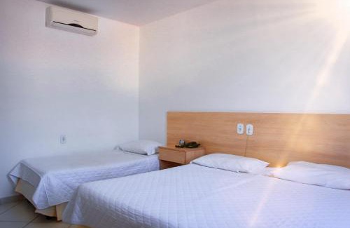 Teixeira de Freitas Hotel | Discover Comfort at Pioneiro Hotel with Restaurant & Hot Tub