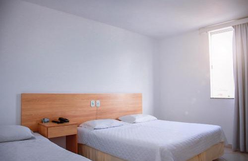Teixeira de Freitas Hotel | Discover Comfort at Pioneiro Hotel with Restaurant & Hot Tub