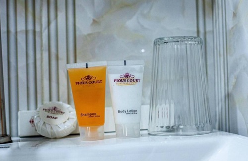 Port Harcourt Hotel | Discover Pious Court: Family-Friendly with Delightful Dining