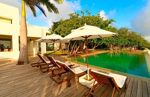 Pipa House | Elegant Villa Retreat with Private Pool in Praia da Pipa