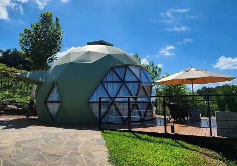 Bento Goncalves Hotel | Experience Pipas Terroir: 4-Star Themed Getaway in Vale