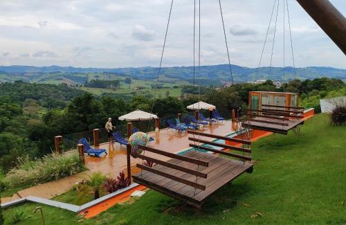 Bueno Brandao Cabin | Discover Pirâmide Quéops: Family-Friendly & Pet Accessible