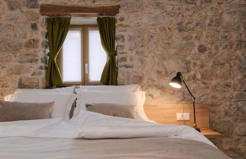 Hrusevje Hotel | Discover Pira Hotel: Pet-Friendly Stay with Breakfast Included