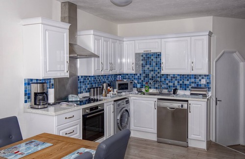 Mevagissey Cottage | Explore Piran's Cottage: Steps from Mevagissey Harbour