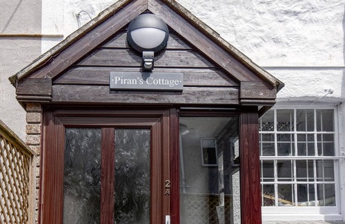 Mevagissey Cottage | Explore Piran's Cottage: Steps from Mevagissey Harbour