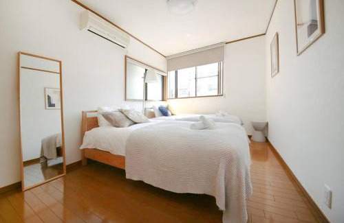 Sumida Apartment | Discover Pirane House 201: Family-Friendly Near Tokyo Skytree