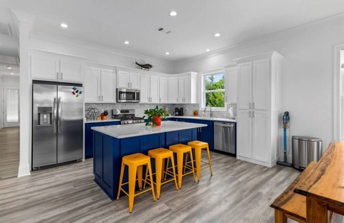Long Beach Apartment | Beachfront Vacation Home - Steps from the Sand, Rated 10/10