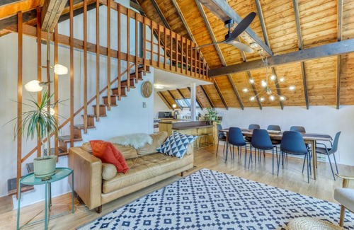 Freeland House | Discover Pirate's Landing: A Budget-Friendly Getaway