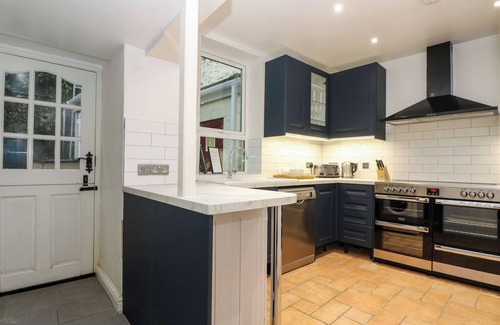 Mevagissey Cottage | Family-Friendly Pirate's Pad with Oceanfront Views