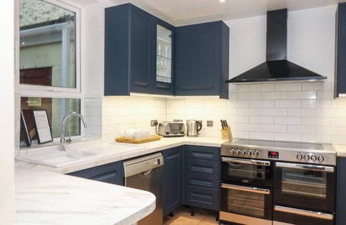 Mevagissey Cottage | Family-Friendly Pirate's Pad with Oceanfront Views