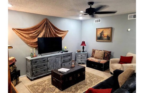 Lubbock House | Pirate Theme Getaway: Family-Friendly Adventure Awaits!