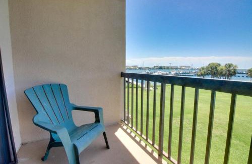 Fort Walton Beach Hotel | Family-Friendly Retreat at Pirates Bay A204 with Pool Access