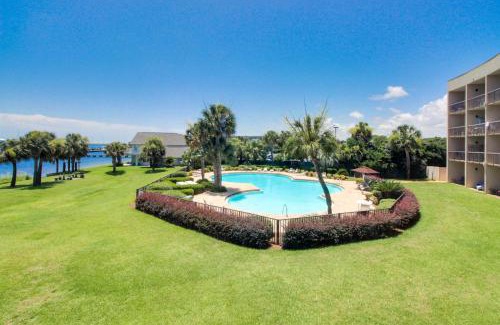 Fort Walton Beach Hotel | Family-Friendly Retreat at Pirates Bay A204 with Pool Access