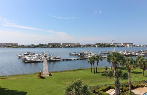 Fort Walton Beach Hotel | Family-Friendly Pirates Bay A410 with Pool Access