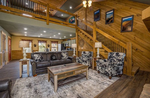Gatlinburg Cabin | Discover Pirates Peak: 5-Star Retreat with Pool & Spa