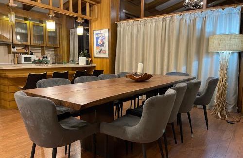 Razlog Villa | Unforgettable Stay at Pirin Golf and Spa Chalet - 4 Stars