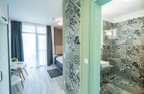 Siofok Hotel | Highly Rated Piroska Fogadója with Restaurant & Family Amenities