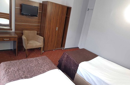 Konya City Center Hotel | Discover Pirotel Hotel: Family-Friendly with Breakfast Included