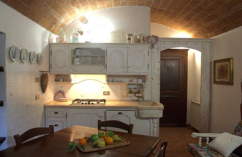 Pisa City Centre House | Experience Oceanfront Bliss at Belvilla by OYO Le Volte