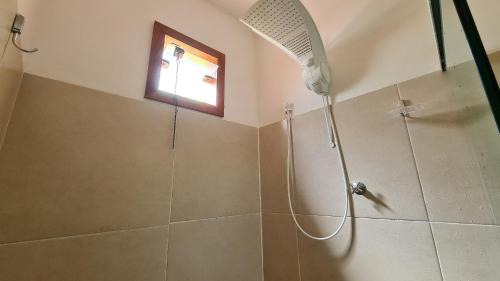 Serra Grande House | Vila Pitangueira: Relaxing Retreat with Pool & Hot Tub