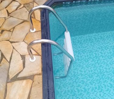 Ibiuna House | Highly Rated Oceanfront Retreat with Pool & Breakfast