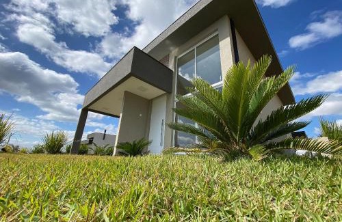 Paranapanema House | Formosa: Spa Pool Oasis Steps from Club and Oceanfront