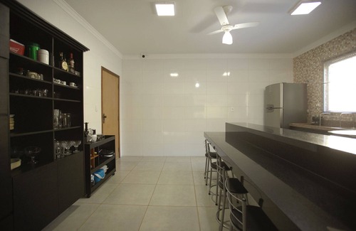 Franca House | Idyllic Retreat with Pool and Fun at Chácara in Franca/SP