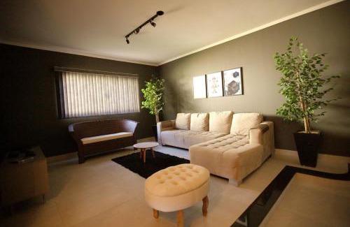 Franca House | Relaxing Getaway with Pool and Fun at Chácara Franca SP