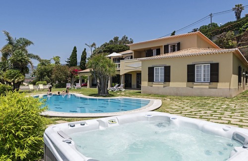 Sao Martinho Villa | Inviting Villa Eucalipto: Pool & Ocean Views Await You