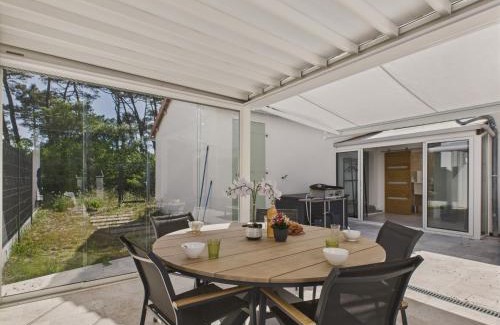 La Faute-sur-Mer House | Relax at Piscine with Access to Belle-Henriette Reserve