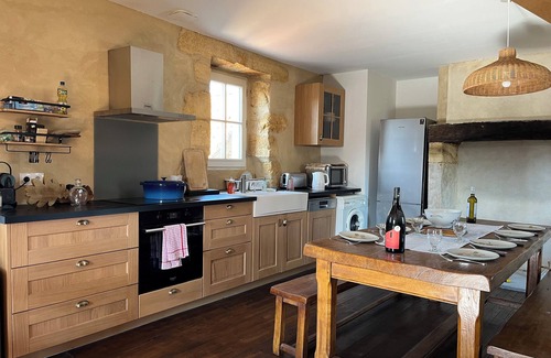 Castels House | Relaxing Retreat with Pool in the Heart of Périgord Noir