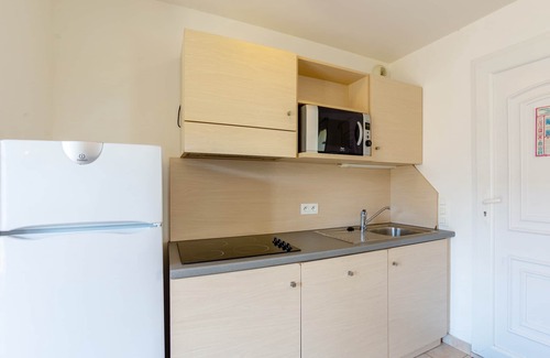 Saint-Nic Condo | Indoor Pool and Beach Proximity for Memorable Getaways!