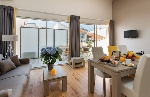 Biarritz Condo | Piscine + Proche de la Plage | Climatisé
