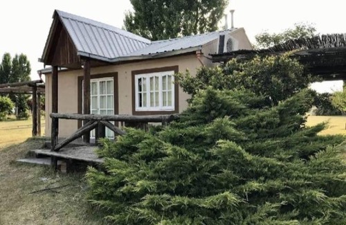 Tupungato Apartment | Cozy Pismanta Cabin 5: Pet-Friendly & Pool Access