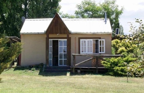 Tupungato Apartment | Cozy Pismanta Cabin 5: Pet-Friendly & Pool Access