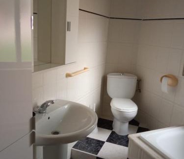 Camarinas Apartment | Discover Piso 1 Allones: Family-Friendly Getaway in Camariñas