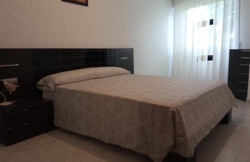 Camarinas Apartment | Discover Piso 1 Allones: Family-Friendly Getaway in Camariñas