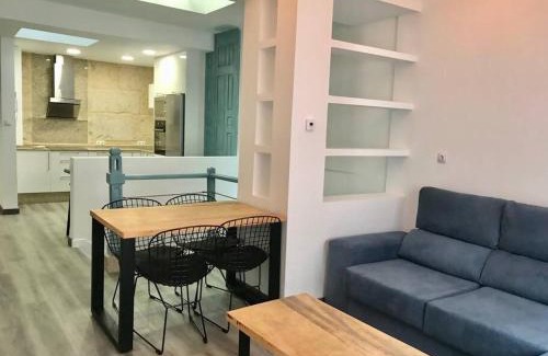 Bueu Apartment | Beautiful Bueu Apartment Steps from the Beach with Hot Tub